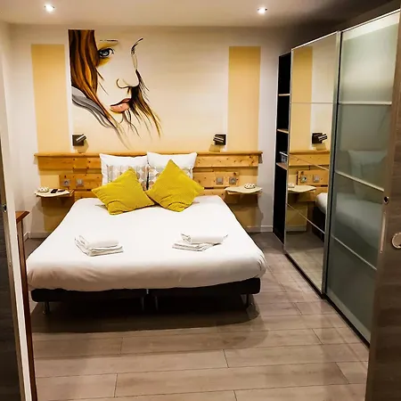 Spa Strasbourg - *